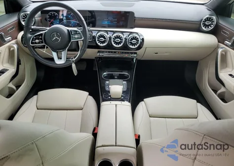 2021 Mercedes-Benz A 220 4Matic z USA, uszkodzony, nr VIN W1K3G4FBXMJ258220